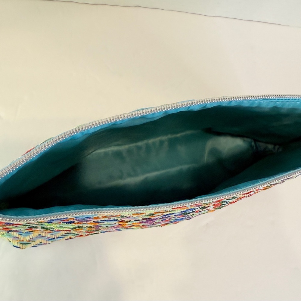 🆕 Lancome Luxe Woven Clutch – Aqua Tassel Zip Bag – Colorful Straw Weave 🆕 - Picture 11 of 16